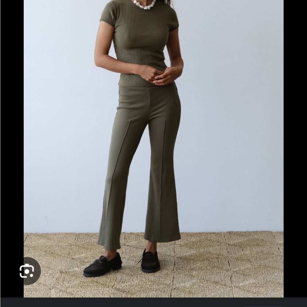 Donni Rib Kick Flare in Olive, XS